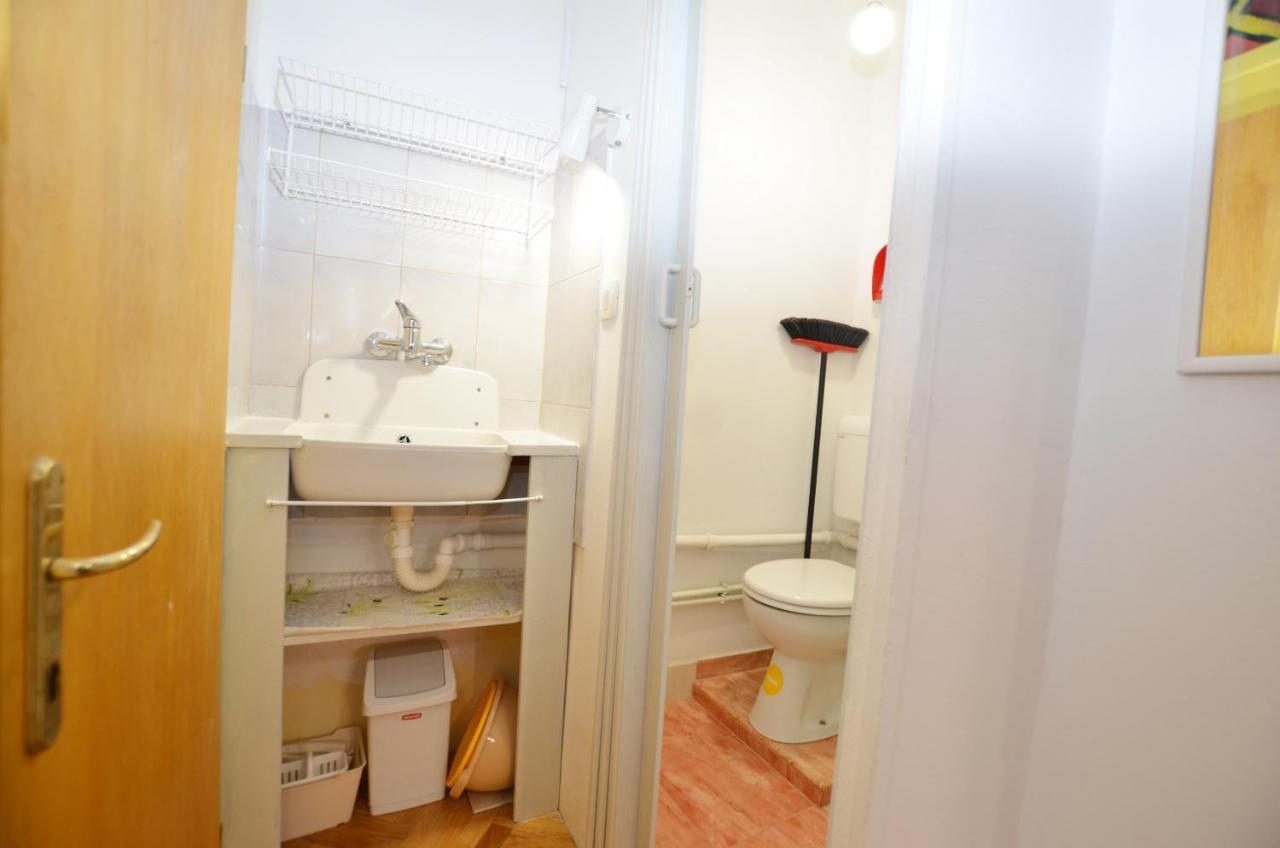 Carera Room 罗维尼 外观 照片